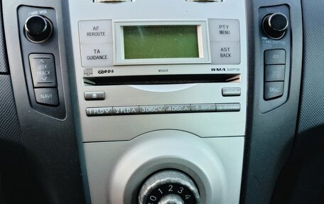 Toyota Yaris III рестайлинг, 2006 год, 380 000 рублей, 10 фотография