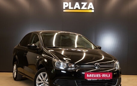 Volkswagen Polo VI (EU Market), 2013 год, 950 000 рублей, 2 фотография