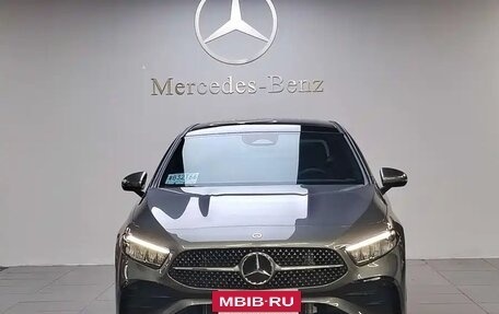 Mercedes-Benz A-Класс, 2023 год, 1 730 020 рублей, 2 фотография