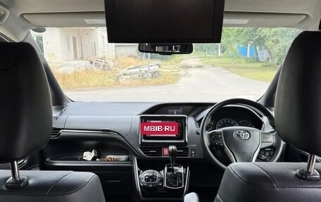 Toyota Esquire I, 2015 год, 2 100 000 рублей, 7 фотография