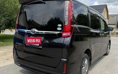 Toyota Esquire I, 2015 год, 2 100 000 рублей, 6 фотография