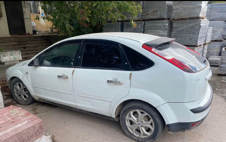 Ford Focus II рестайлинг, 2005 год, 200 000 рублей, 3 фотография