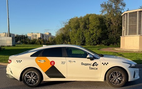 KIA K5, 2021 год, 1 750 000 рублей, 2 фотография