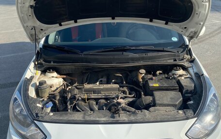 Hyundai Solaris II рестайлинг, 2012 год, 799 999 рублей, 7 фотография