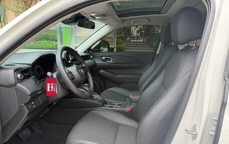 Honda Vezel, 2023 год, 1 350 000 рублей, 5 фотография