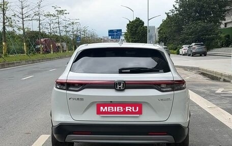 Honda Vezel, 2023 год, 1 350 000 рублей, 20 фотография