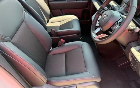 Honda Stepwgn, 2026 год, 3 187 777 рублей, 21 фотография