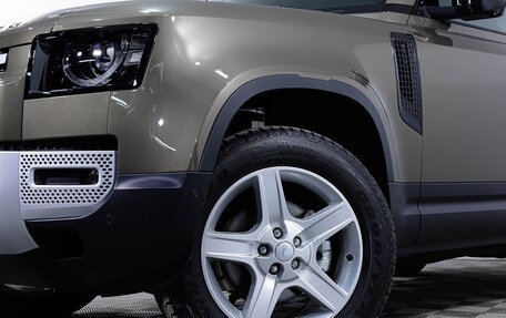 Land Rover Defender II, 2022 год, 6 100 000 рублей, 10 фотография