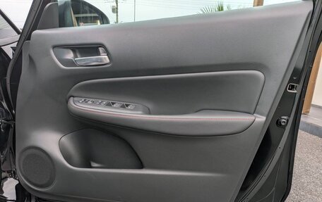 Honda Fit, 2024 год, 1 100 000 рублей, 13 фотография
