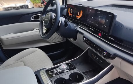 KIA Carnival, 2025 год, 6 270 000 рублей, 20 фотография