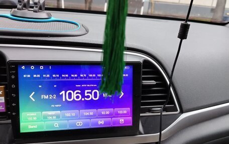 Hyundai Elantra VI рестайлинг, 2017 год, 1 250 000 рублей, 8 фотография