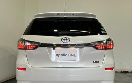 Toyota Wish II, 2016 год, 1 260 000 рублей, 5 фотография