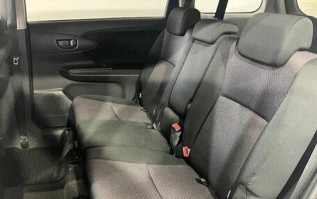 Toyota Wish II, 2016 год, 1 260 000 рублей, 17 фотография