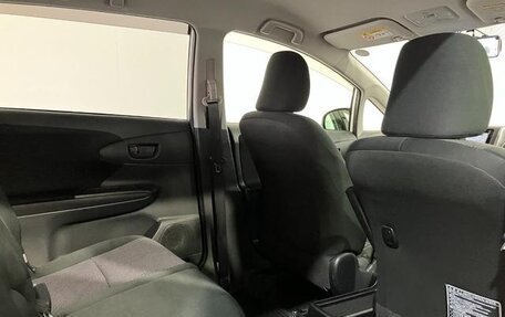Toyota Wish II, 2016 год, 1 260 000 рублей, 18 фотография