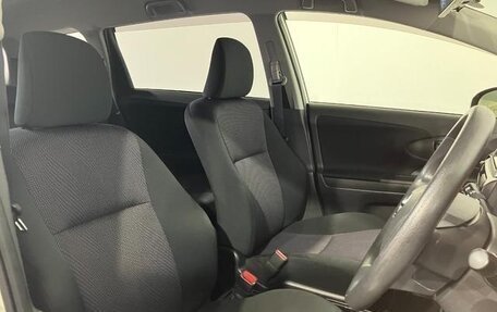Toyota Wish II, 2016 год, 1 260 000 рублей, 15 фотография