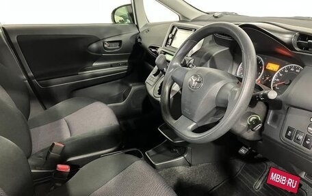 Toyota Wish II, 2016 год, 1 260 000 рублей, 16 фотография