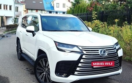 Lexus LX, 2022 год, 18 380 000 рублей, 3 фотография