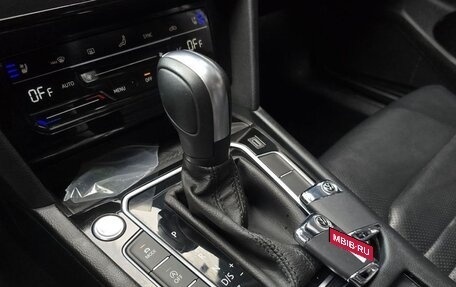 Volkswagen Passat B8 рестайлинг, 2022 год, 2 360 000 рублей, 14 фотография