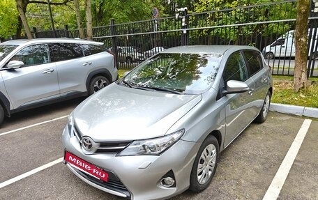 Toyota Auris II, 2013 год, 950 000 рублей, 4 фотография