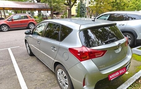 Toyota Auris II, 2013 год, 950 000 рублей, 3 фотография