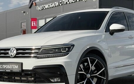 Volkswagen Tiguan II, 2018 год, 2 280 000 рублей, 2 фотография