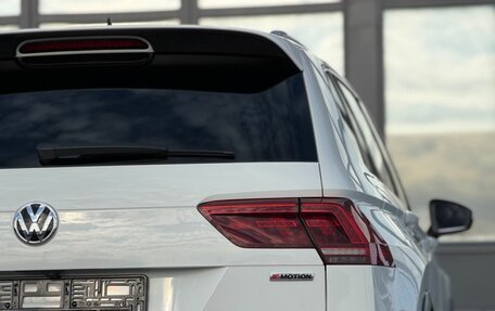 Volkswagen Tiguan II, 2018 год, 2 280 000 рублей, 10 фотография