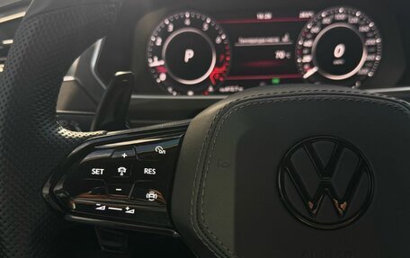 Volkswagen Tiguan II, 2018 год, 2 280 000 рублей, 17 фотография
