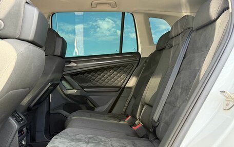Volkswagen Tiguan II, 2018 год, 2 280 000 рублей, 31 фотография
