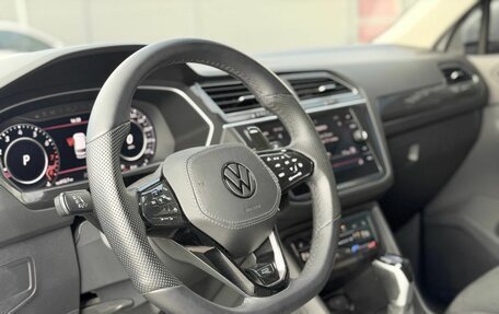 Volkswagen Tiguan II, 2018 год, 2 280 000 рублей, 40 фотография
