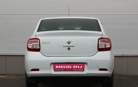 Renault Logan II, 2016 год, 575 000 рублей, 4 фотография