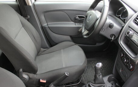 Renault Logan II, 2016 год, 575 000 рублей, 14 фотография