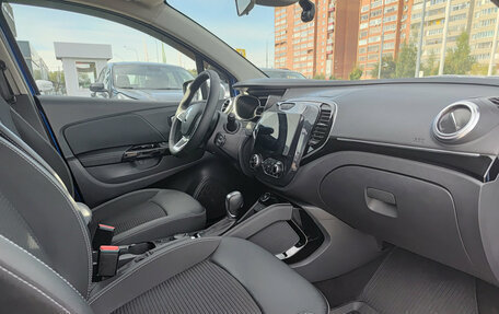 Renault Kaptur I рестайлинг, 2021 год, 1 850 000 рублей, 13 фотография