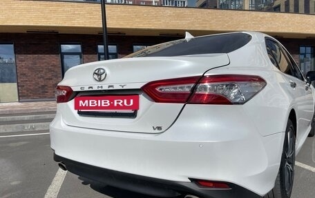 Toyota Camry, 2018 год, 2 283 999 рублей, 4 фотография