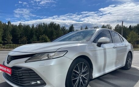 Toyota Camry, 2018 год, 2 283 999 рублей, 5 фотография