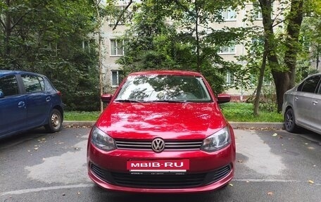 Volkswagen Polo VI (EU Market), 2015 год, 849 000 рублей, 2 фотография