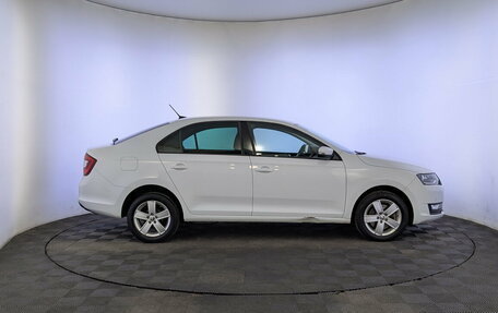 Skoda Rapid I, 2019 год, 1 375 000 рублей, 4 фотография