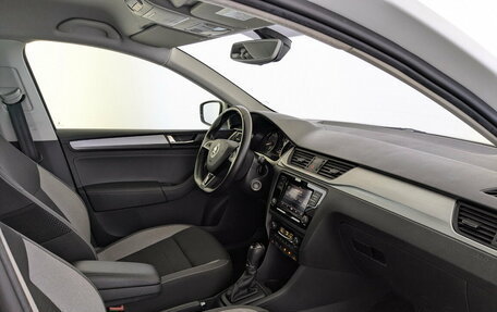 Skoda Rapid I, 2019 год, 1 375 000 рублей, 11 фотография