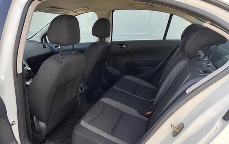 Peugeot 408 I рестайлинг, 2014 год, 660 000 рублей, 12 фотография