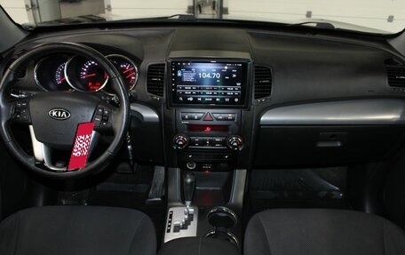 KIA Sorento II рестайлинг, 2010 год, 1 297 000 рублей, 17 фотография