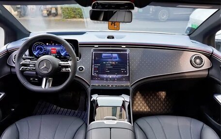 Mercedes-Benz EQE, 2022 год, 5 460 000 рублей, 7 фотография