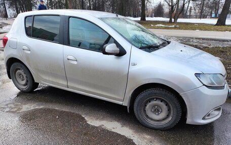 Renault Sandero II рестайлинг, 2014 год, 499 000 рублей, 2 фотография
