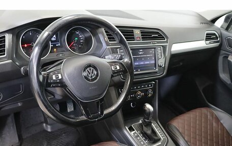 Volkswagen Tiguan II, 2017 год, 2 549 000 рублей, 6 фотография
