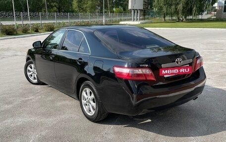 Toyota Camry, 2010 год, 1 470 000 рублей, 8 фотография