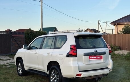 Toyota Land Cruiser Prado 150 рестайлинг 2, 2019 год, 3 760 000 рублей, 13 фотография