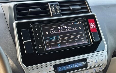 Toyota Land Cruiser Prado 150 рестайлинг 2, 2019 год, 3 760 000 рублей, 19 фотография
