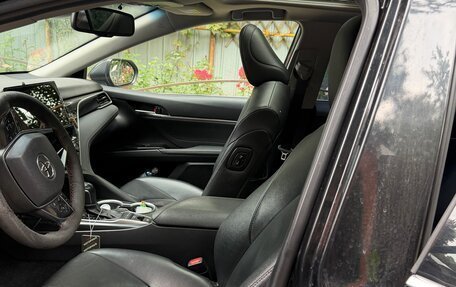 Toyota Camry, 2023 год, 2 999 999 рублей, 6 фотография