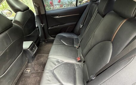 Toyota Camry, 2023 год, 2 999 999 рублей, 8 фотография