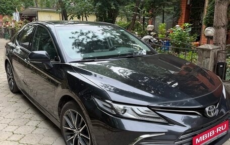 Toyota Camry, 2023 год, 2 999 999 рублей, 3 фотография