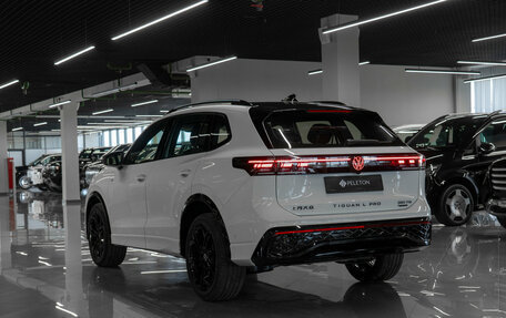 Volkswagen Tiguan, 2026 год, 4 950 000 рублей, 4 фотография