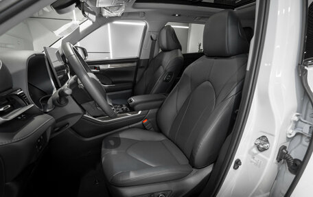 Toyota Highlander, 2025 год, 5 500 000 рублей, 9 фотография